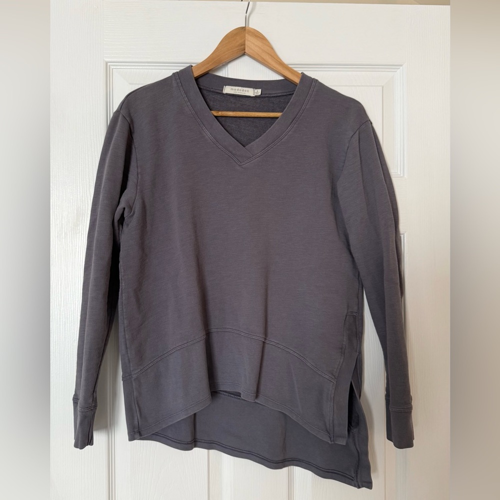 Mododoc Long Sleeve Sweatshirt
